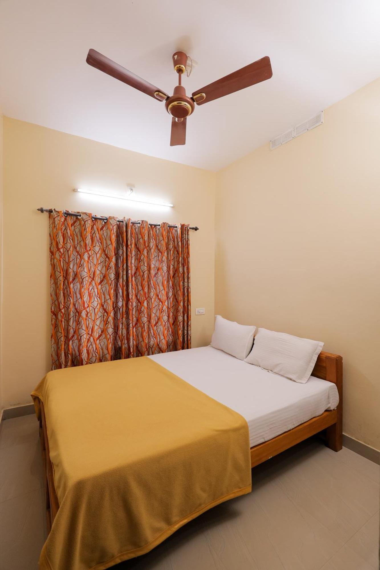 Sky Blue Homestay With Pool Vythiri Bagian luar foto